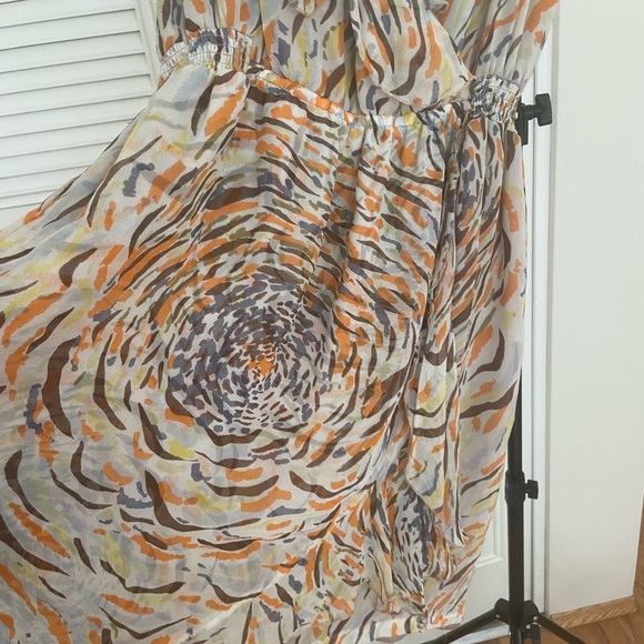 Charlie Jade Cocktail dress with ruffle - Picture 5 of 8